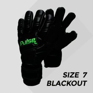 Pulse P1 Blackout - Size 7 - Negative Cut with Removable Finger Protection